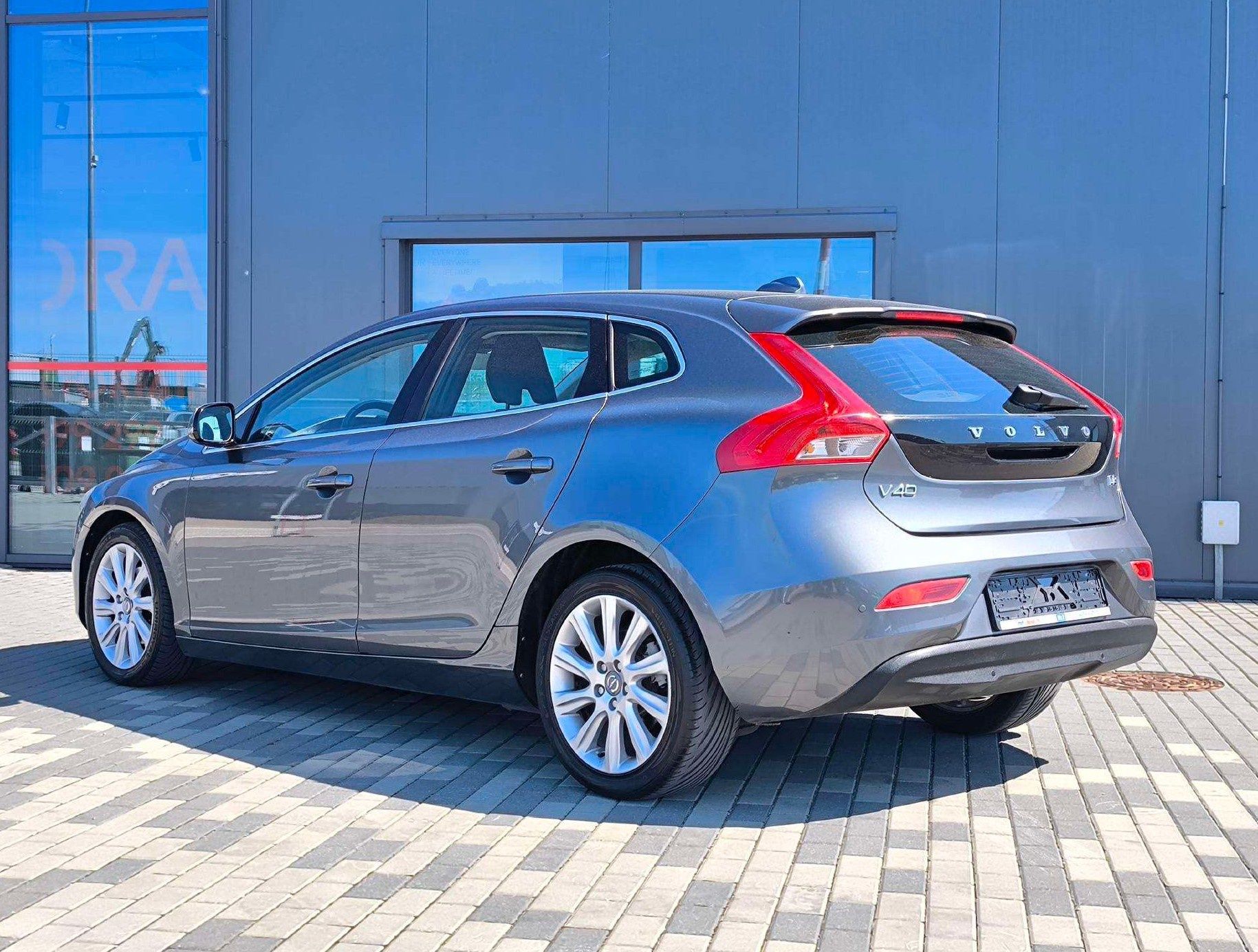 Volvo V40 2014 1.6
