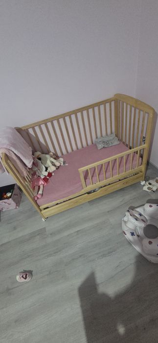 Łóżeczko 120/60 na kólkach z szufladą i materacem
