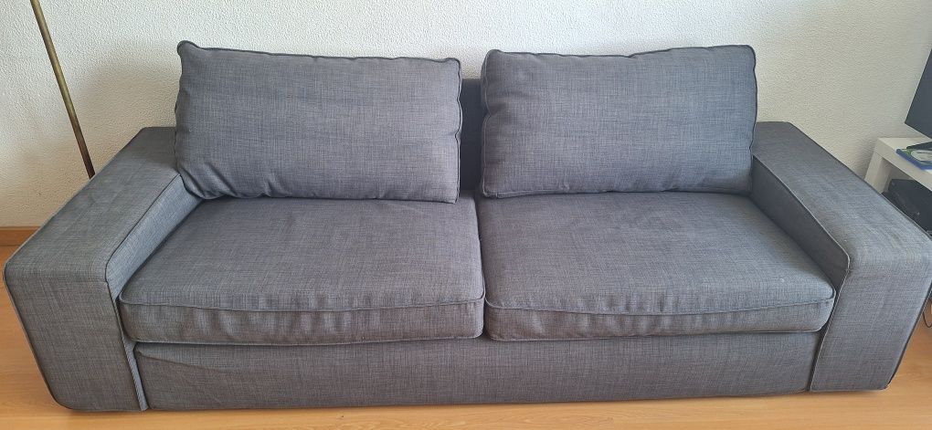 Sofá 3 lugares kivik