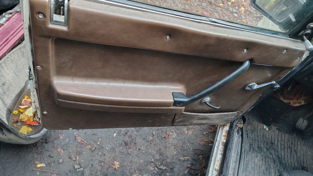 Розборка ВАЗ 2105 ремінний двигун