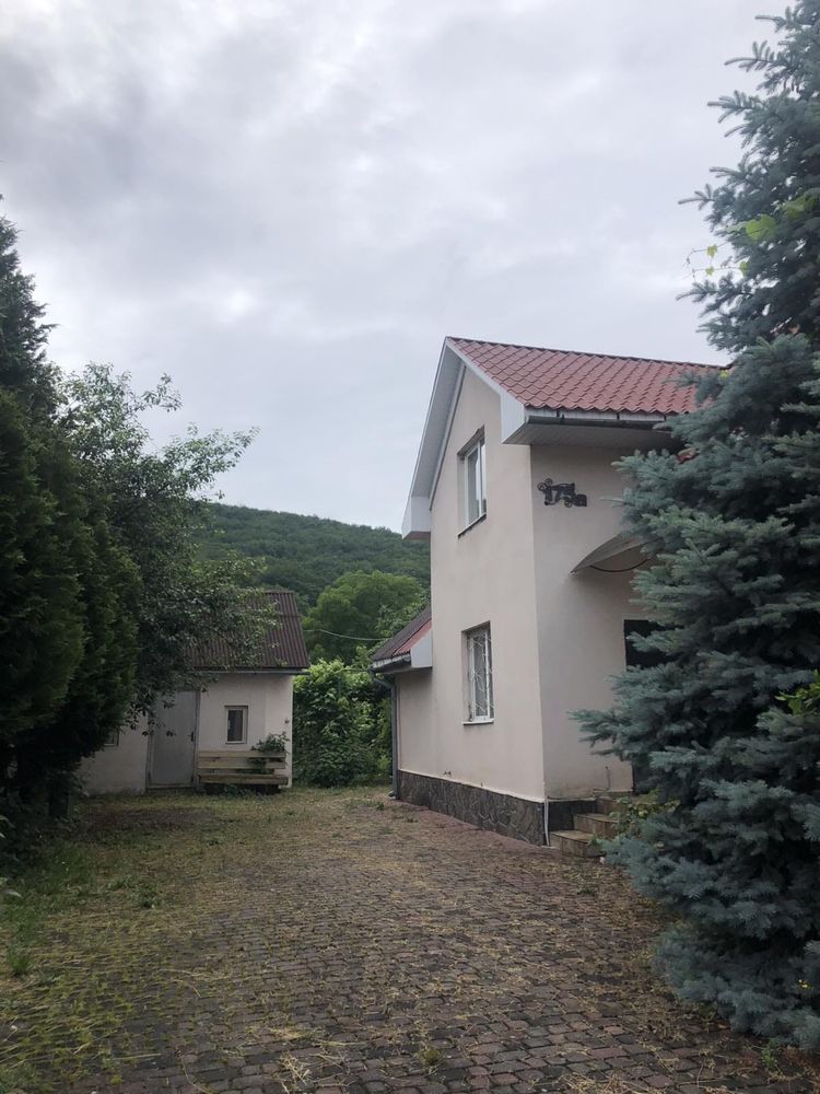 Продам 2-о пов. буд. 100 кв.м з діл. 11 сот., Закарапвття,  за 77 тис$