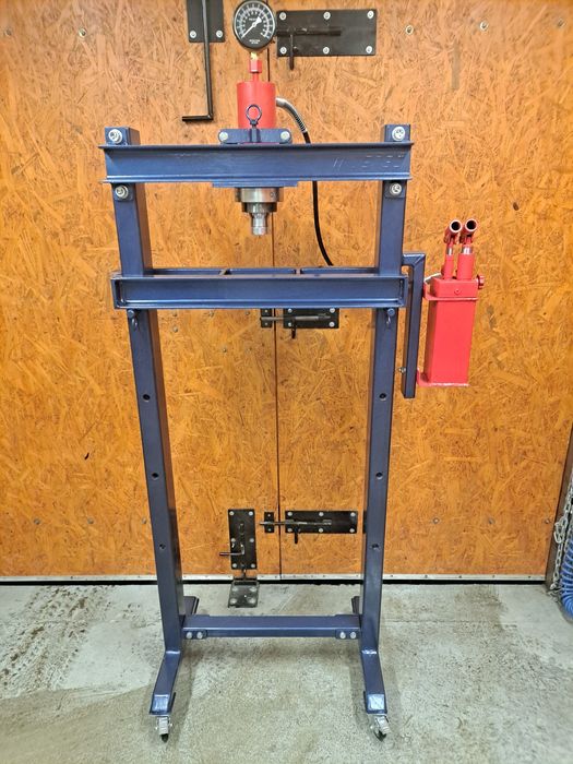 Prasa hydrauliczna 30t.