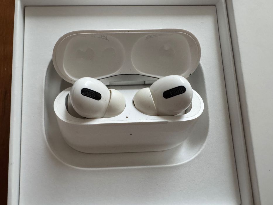 Apple AirPods Pro (1. generacja) – używane