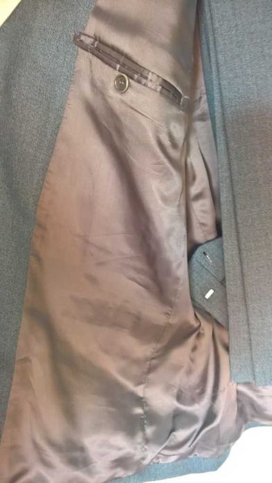 Fato Homem semi novo