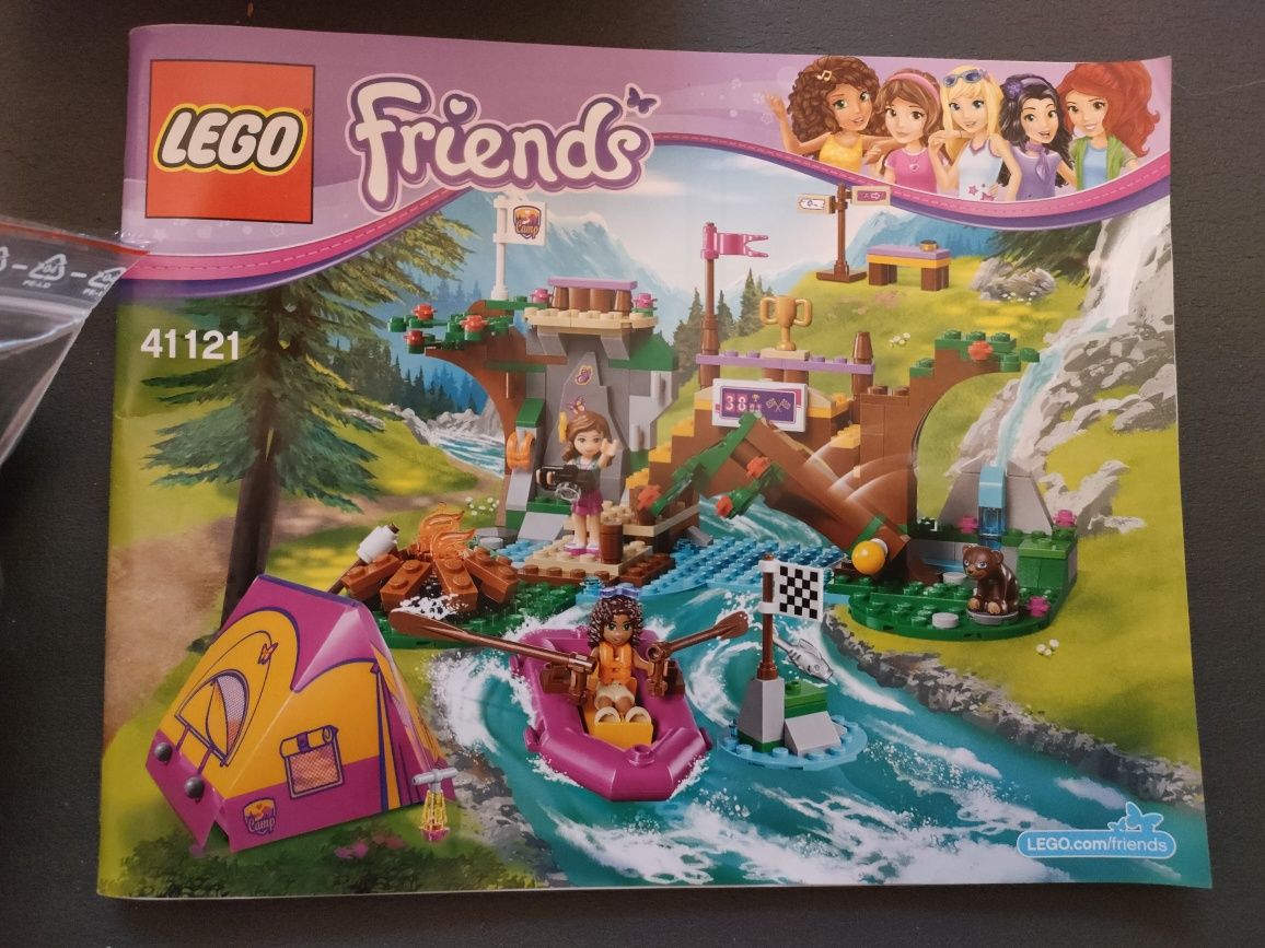 LEGO friends, spływ pontonem