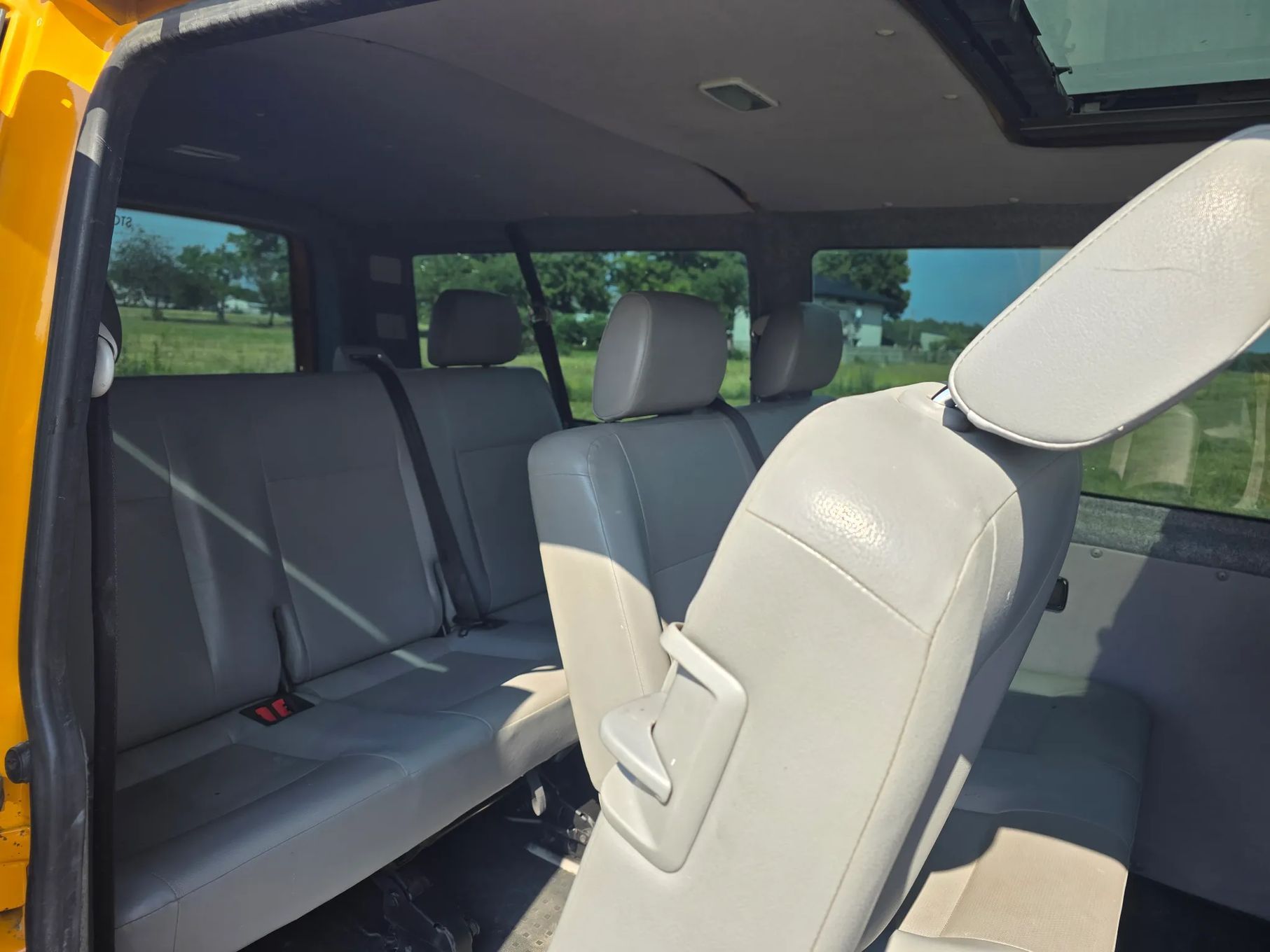 Volkswagen Transporter 1.9 TDI Long 9 osobowy
