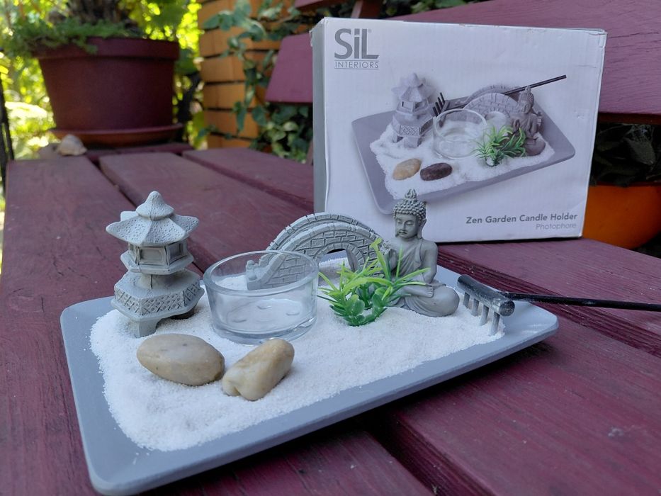 Сад камней - подсвечник