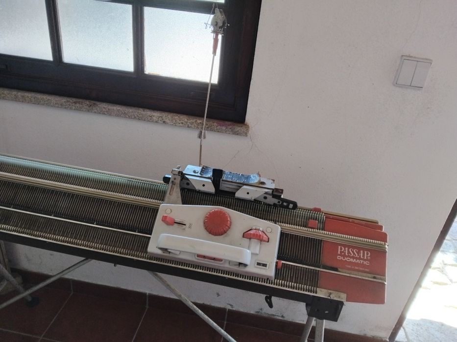 Máquina de tricotar Passap  Duomatic