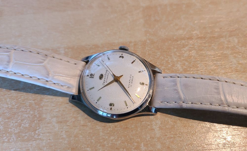 Винтажные японские часы ORIENTSTAR NIVAFLEX 17 Jewels Made in Japan