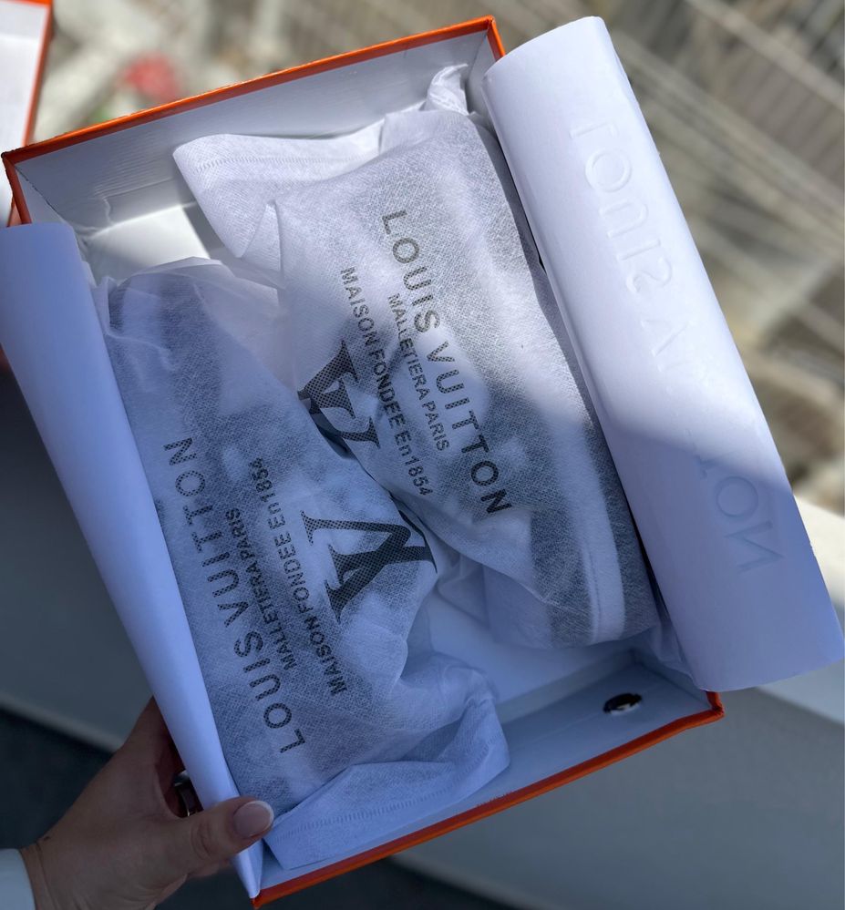 Tenis Louis Vuitton LV