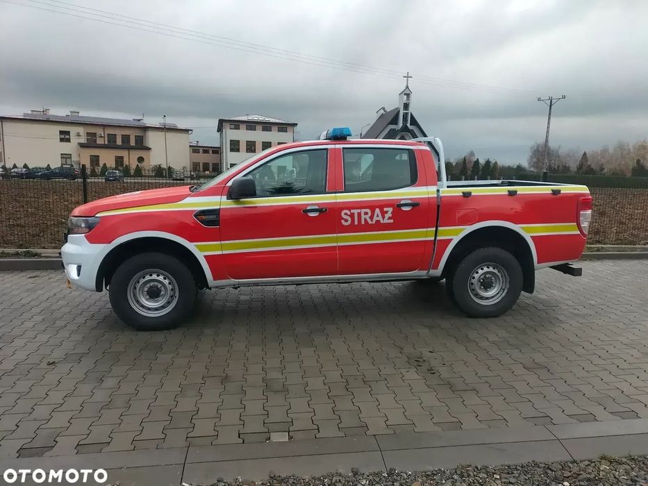 Ford Ranger 4x4 2.0 TDCI Straż strażacki pożarniczy ratowniczy pickup (Amarok, Navara, L200, Hilux)