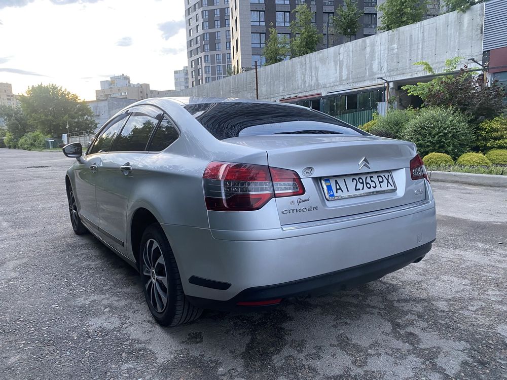 Citroen C5X7 2010 1.6hdi