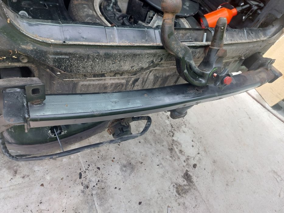 Hak Audi A4 B5 Odpinany Westfalia Holowniczy Zdejmowany Z Kluczem