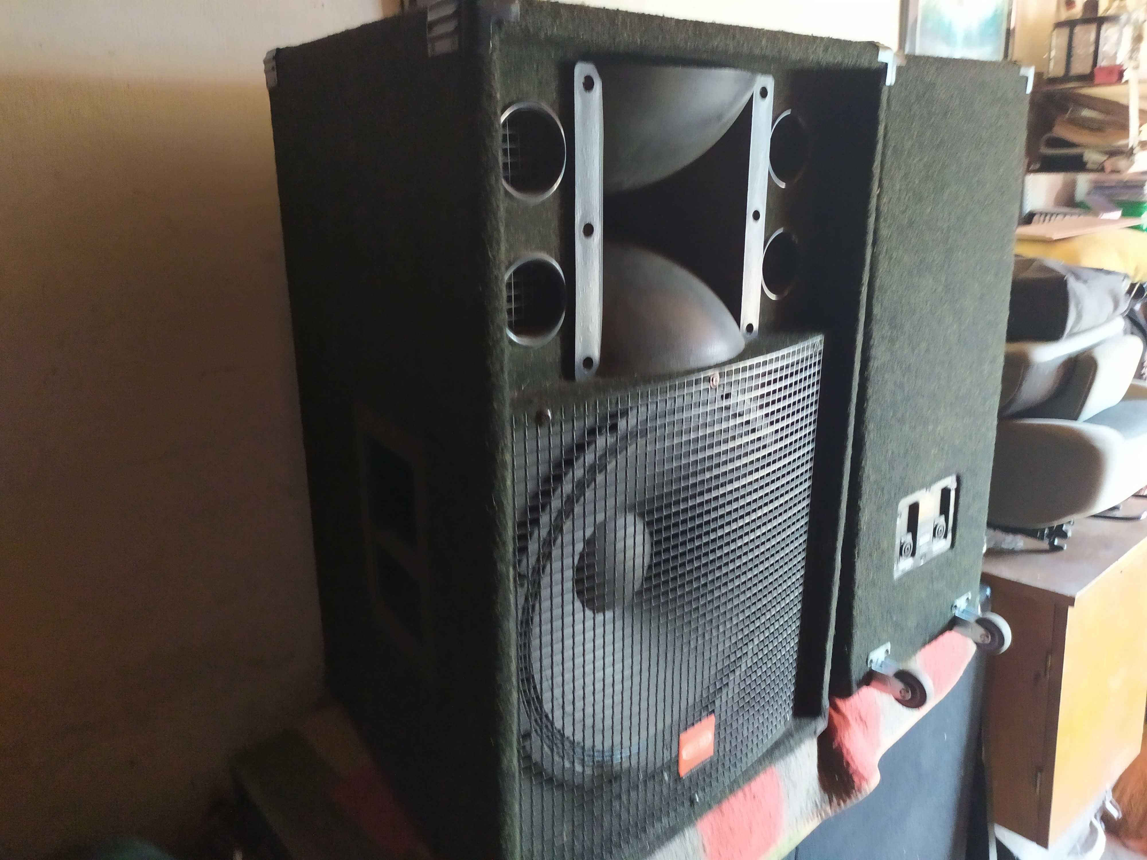 Колоноки   EVM c динамиками  EMINENCE DELTA-15A, 400 Вт, 8 Ом, 100 дБ.