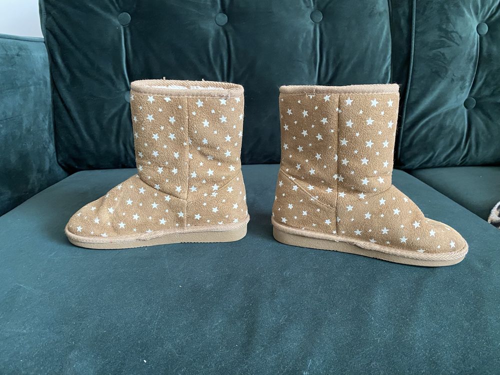 R.32 jak nowe kapcie buty zimowe jak UGG