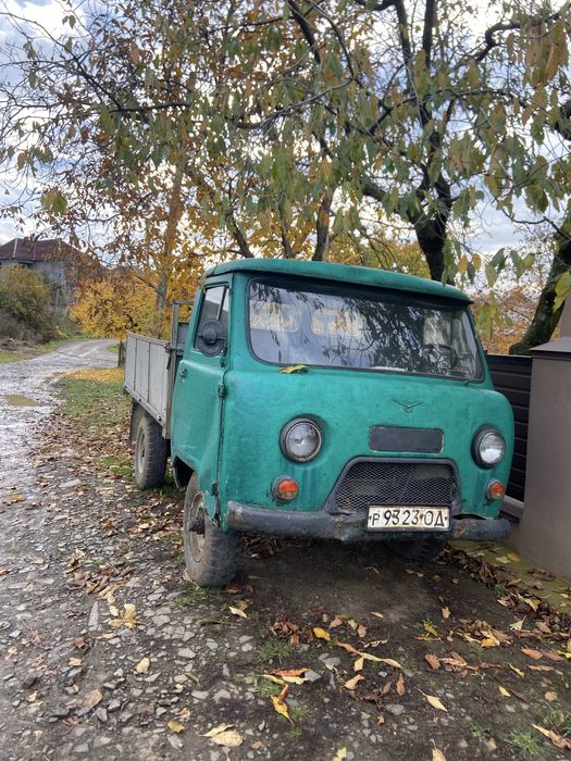 Продам уаз бортовий