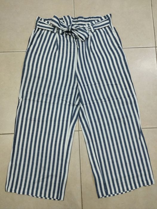 Calças Colotte Riscas Stradivarius Novas
