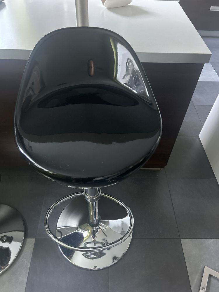 Hocker czarny połysk