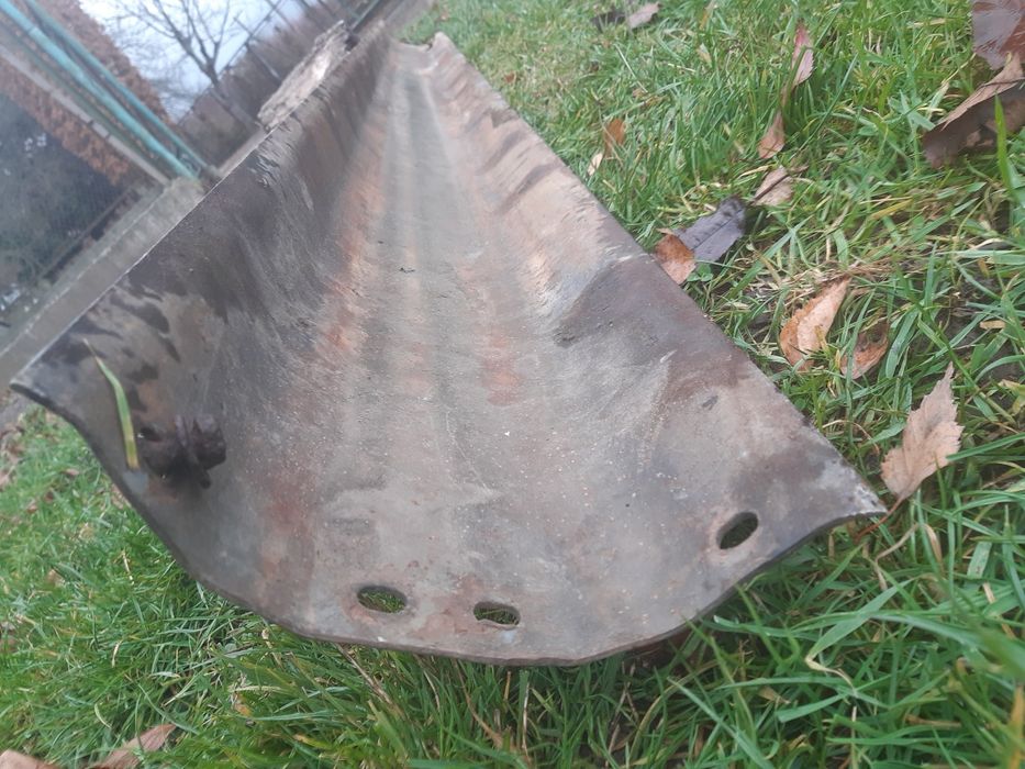 Ринва водостічна. З м.  Теплиці (Антрацит)..