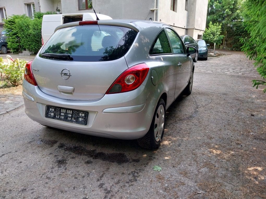 Opel Corsa klimatyzacja mały przebieg