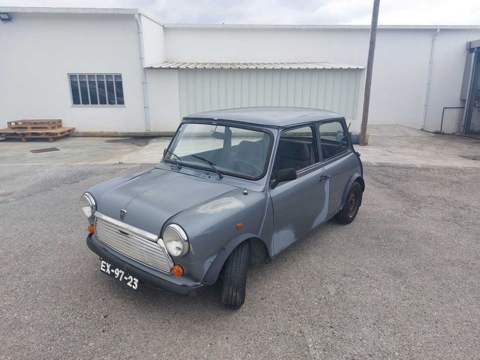 Veículo Clássico MINI 1000