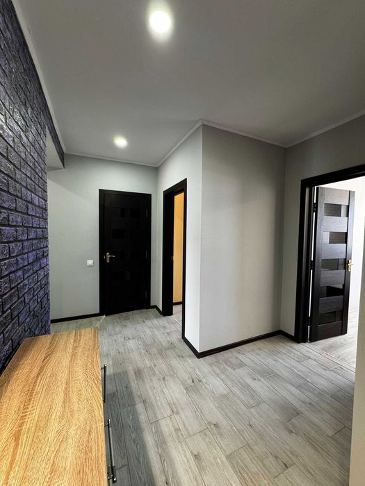 2 кім квартира з ремонтом,вул Національної гвардії