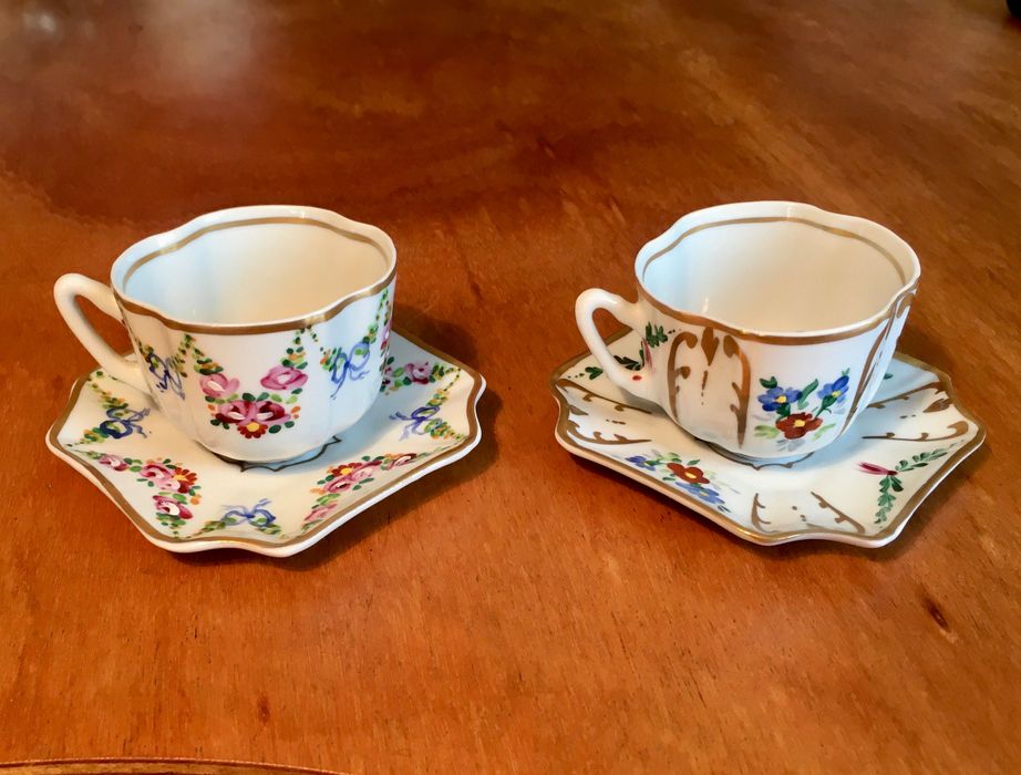 LIMOGES - 2 chávenas de café antigas - pintadas à mão