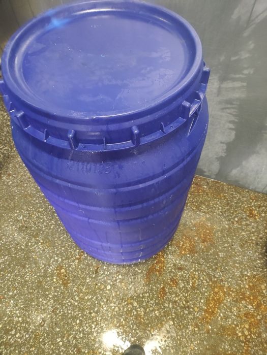 Sprzedam beczki plastikowe