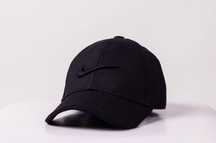 Кепка Nike чорна