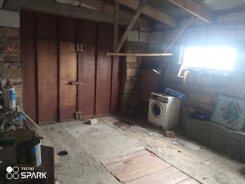 Продаю коттедж современной постройки гМерефа тихий центр р-н ЦРБ