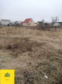Продам земельну ділянку в Лозовці