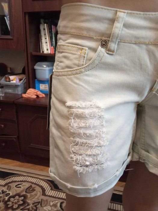 Нові джинсові шорты!