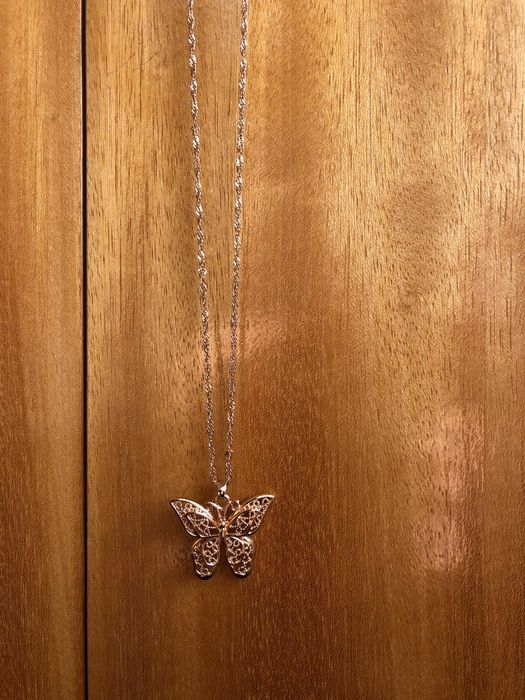 Colar novo borboleta