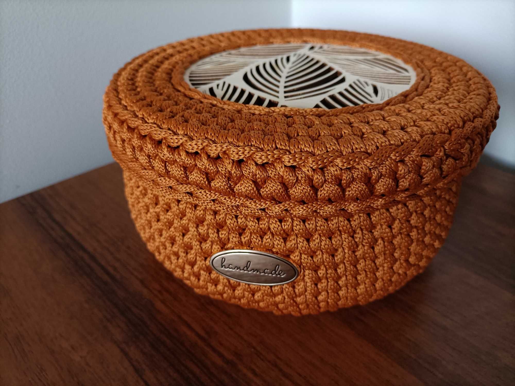 Koszyk ręcznie wykonany na szydełku ze sznurka poliestrowego, Handmade