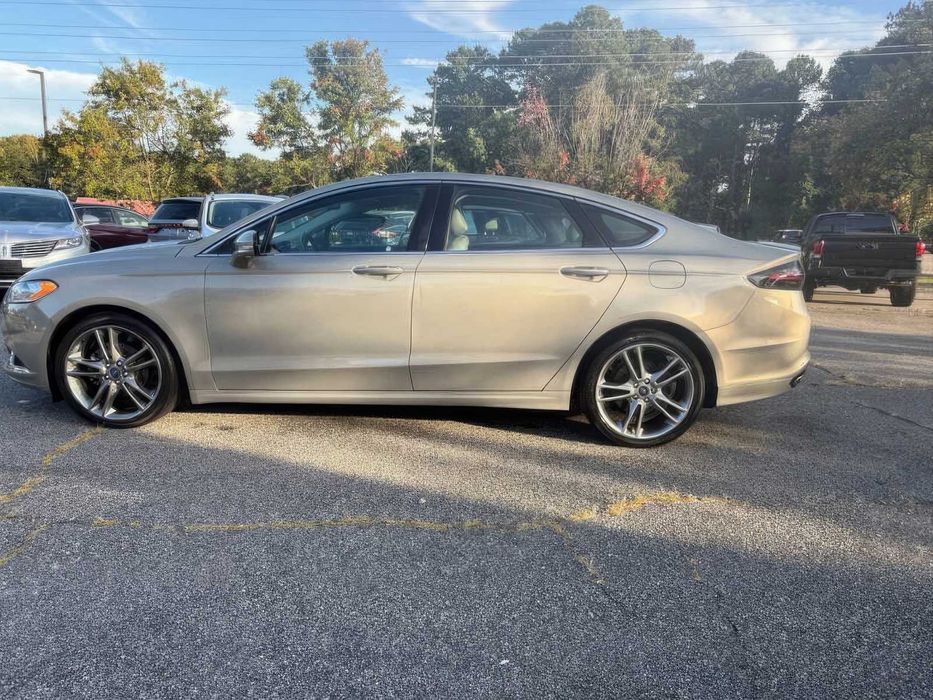 Ford Fusion Titanium      2016