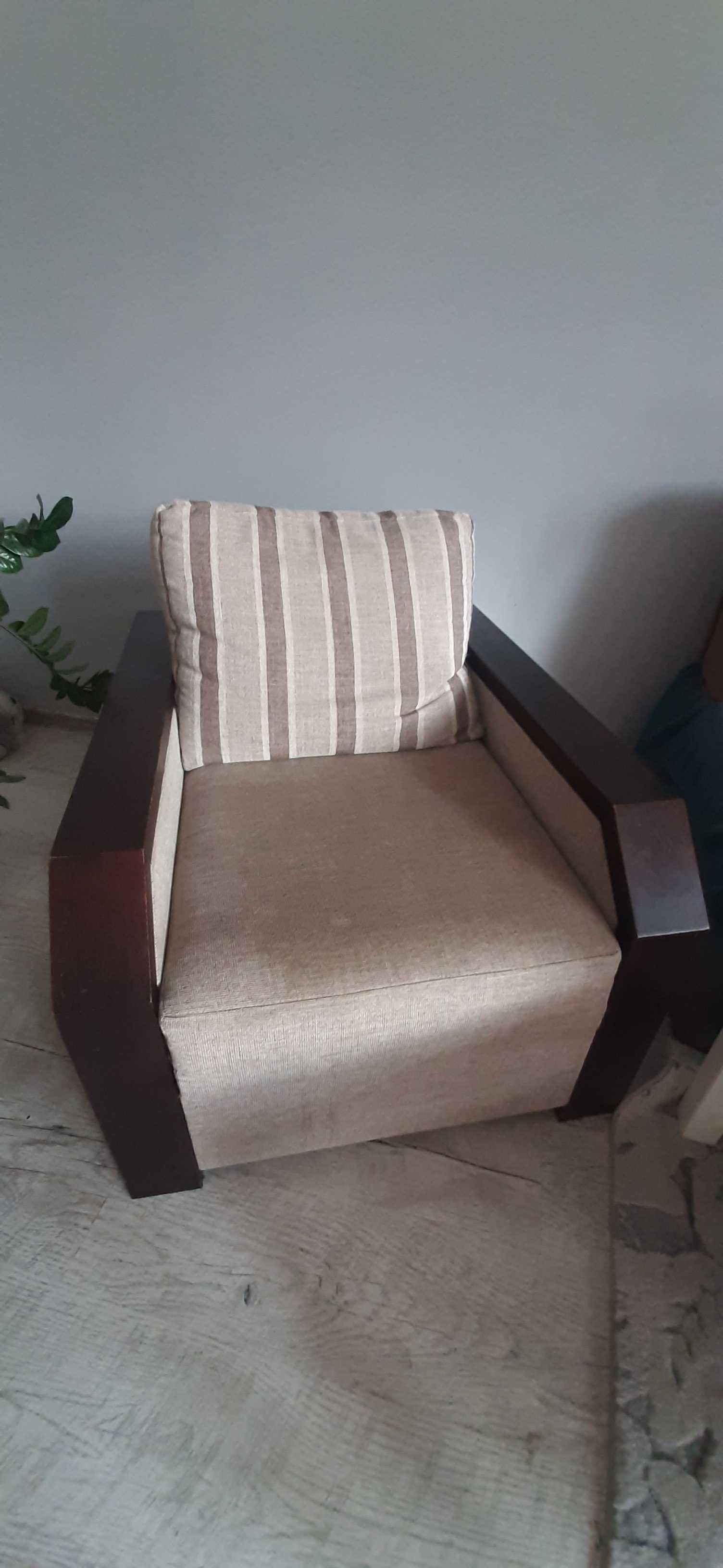 Meble salonowe szafka rtv slupek i fotel