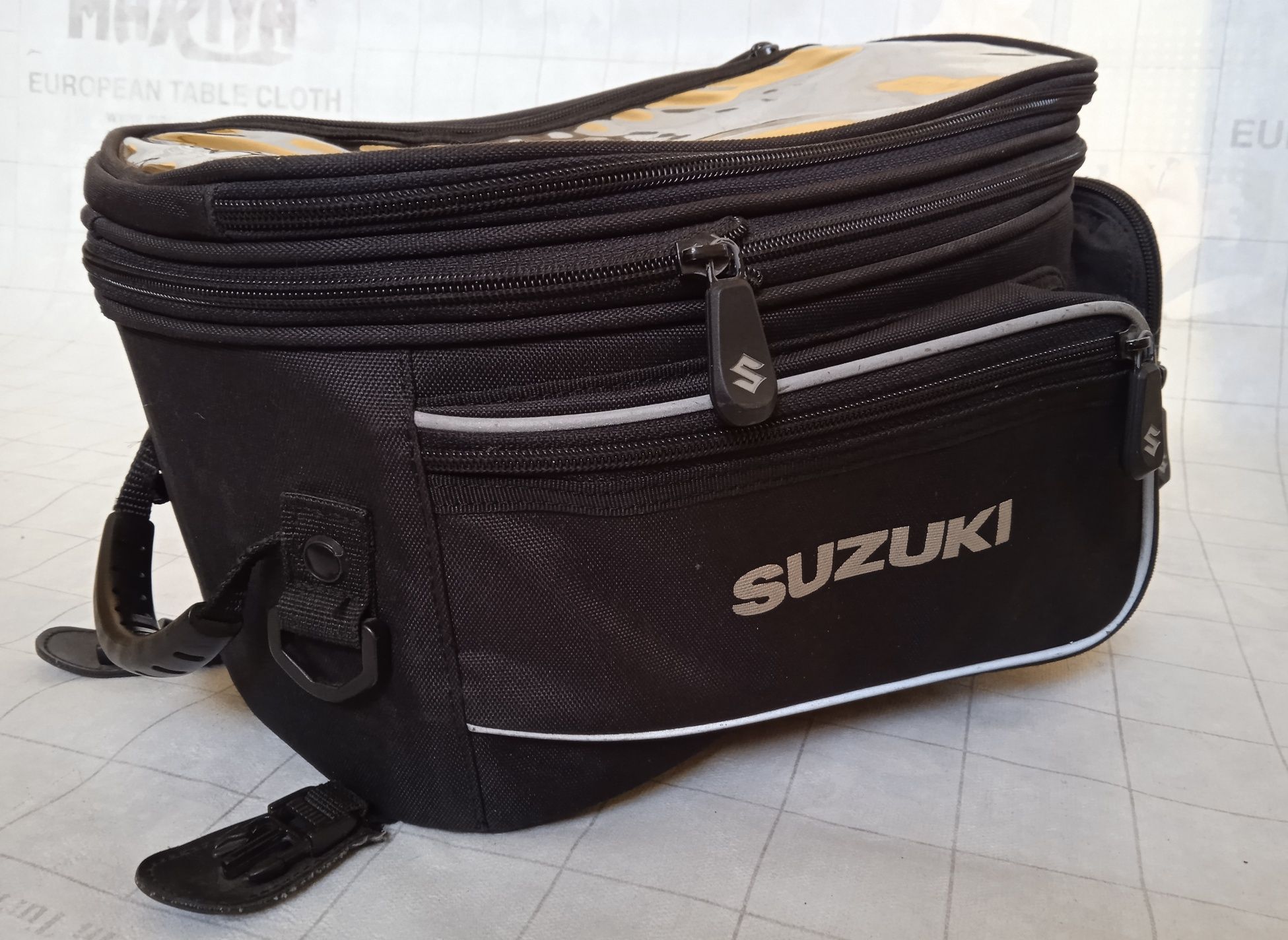 Suzuki сумка на бак мотоцикла