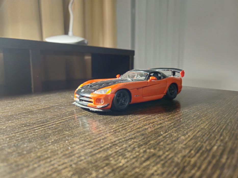 Модельки машин 1/42