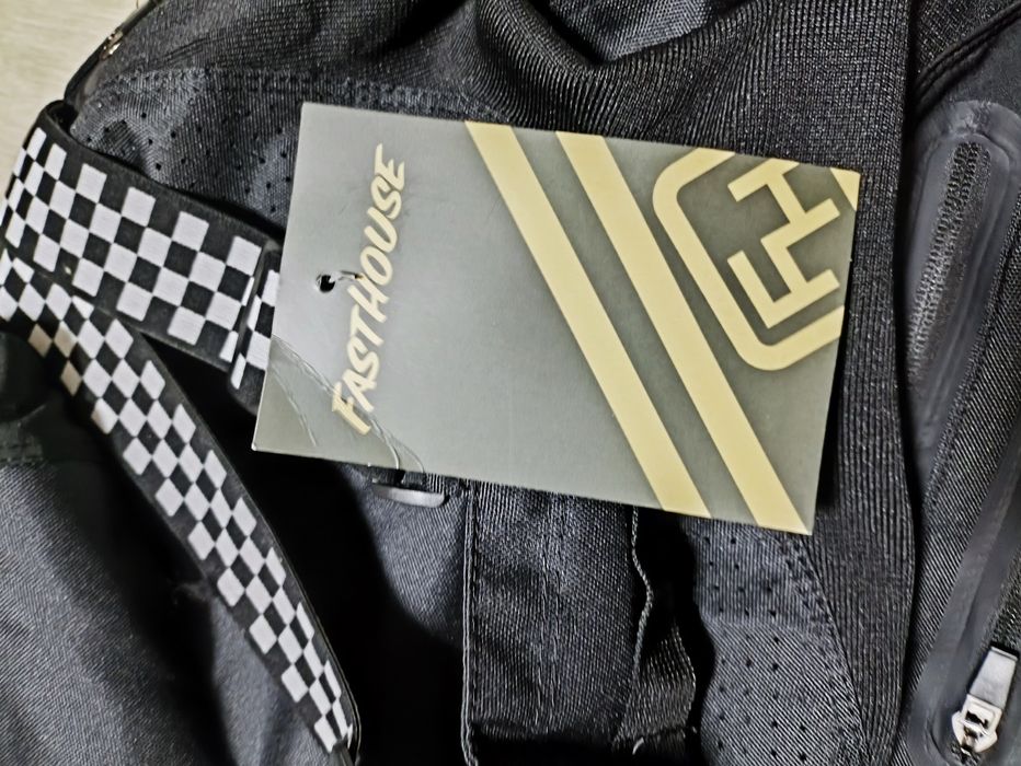 Мотоштаны,мотокомбинезон.