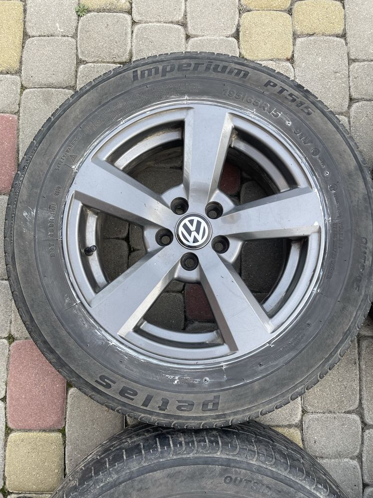 5х100 r 15 комплект на Golf 195/65R15