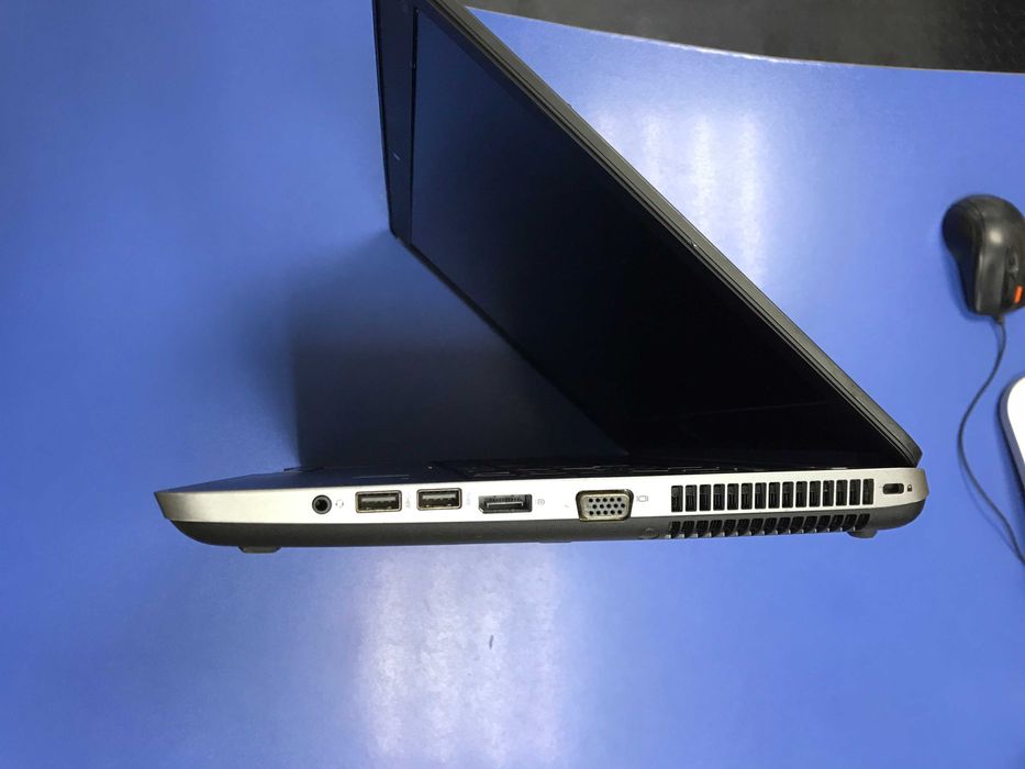 Продам екран , корпус , материнську плату ноутбука HPProBook 650 G1.