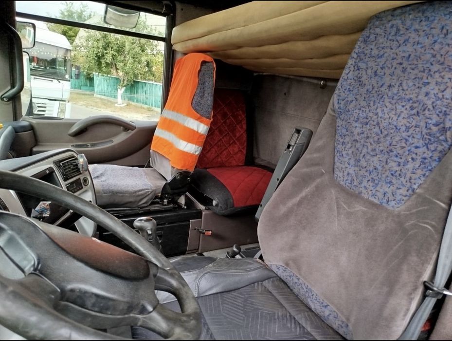 Тягач Рено Магнум 2005 року Євро-3