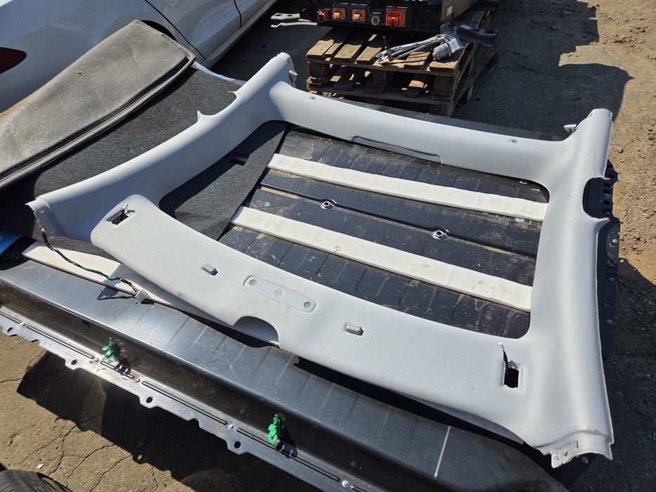 Потолок Tesla Model 3 Highland 2024 2025 оригинал разборка