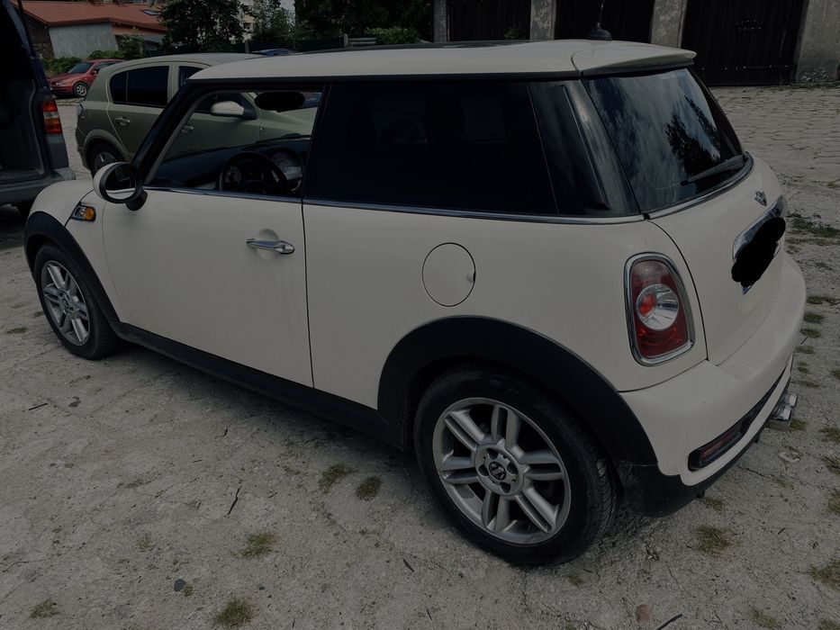 Przyciemnianie szyb, wymiana szyb, naprawa odprysków Zgierz/Łódź