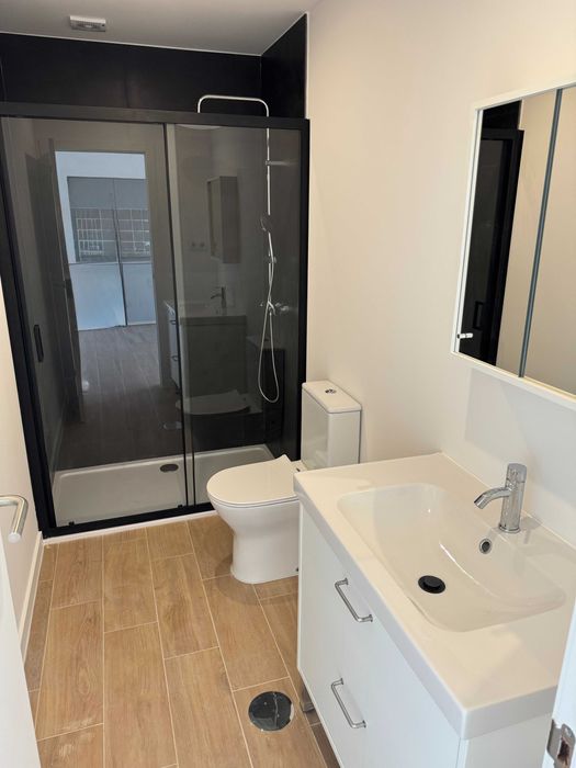 Casa T1 com Pátio Exterior para arrendar – Oliveira do Douro (Gaia)