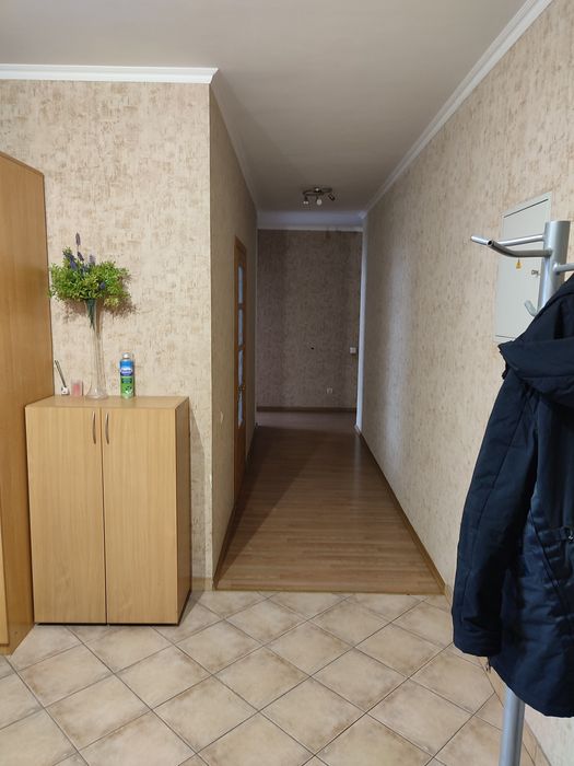 Оренда  трикімнатної  квартири