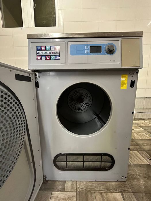 Професійна сушильна машина 9/11 кг Electrolux  T4190