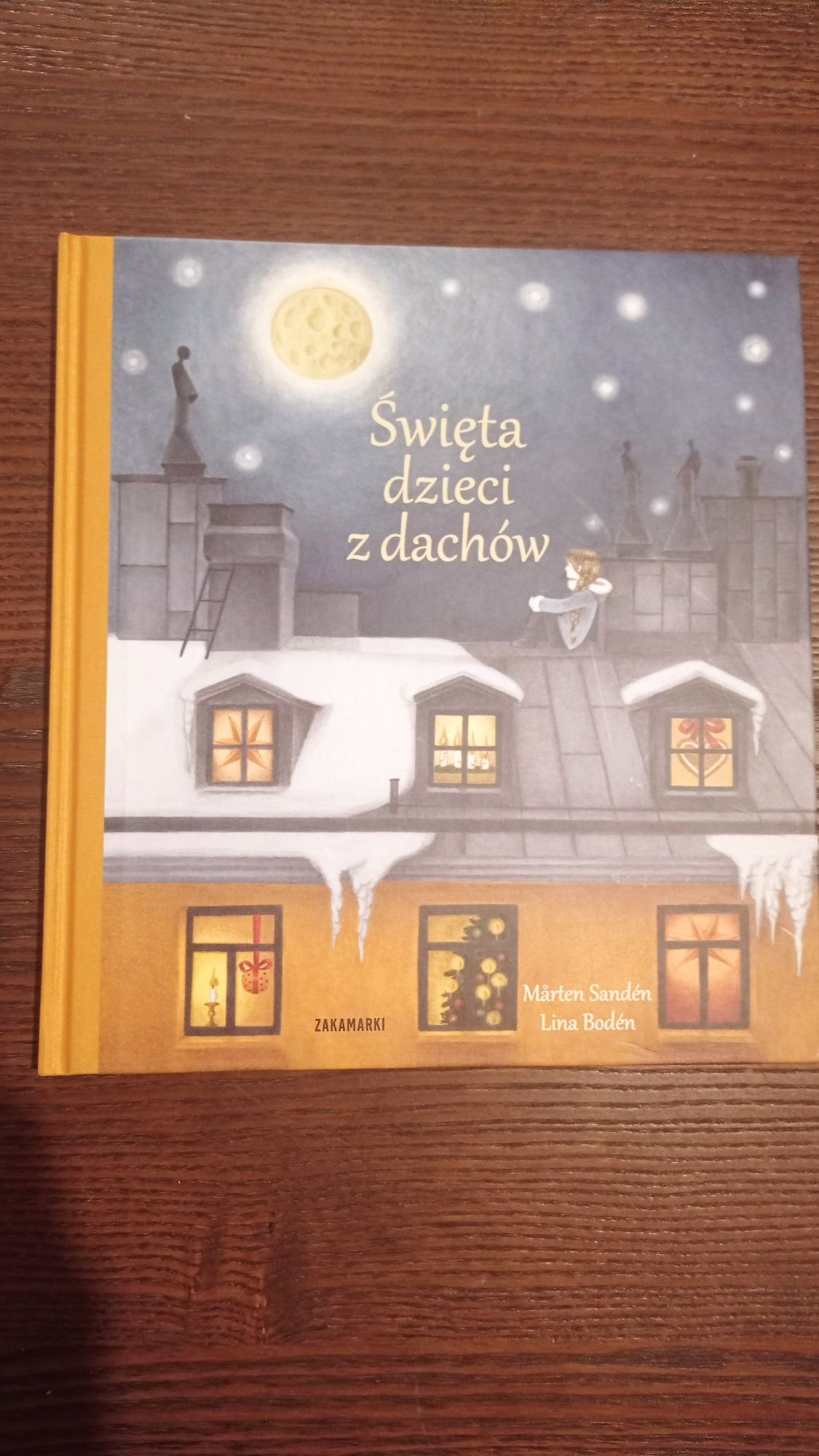 Święta dzieci z dachów