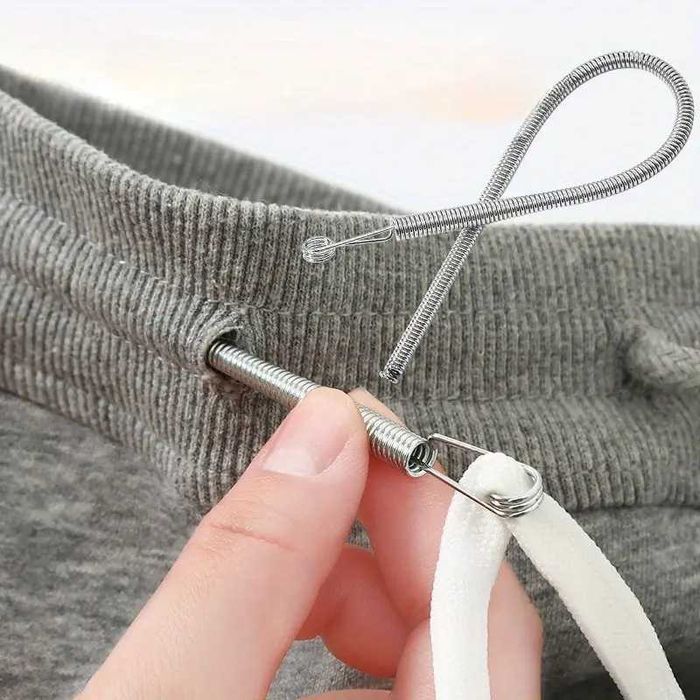 Nawlekacz elastyczny do Sznurka z Sprężynowym Końcem. Nowy