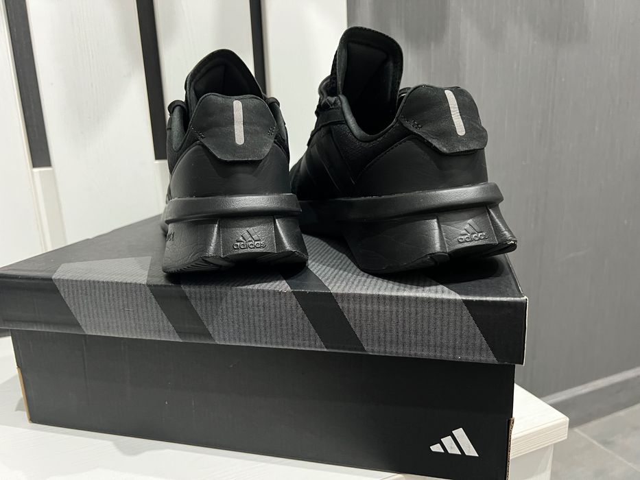 Кросівки adidas оригінал